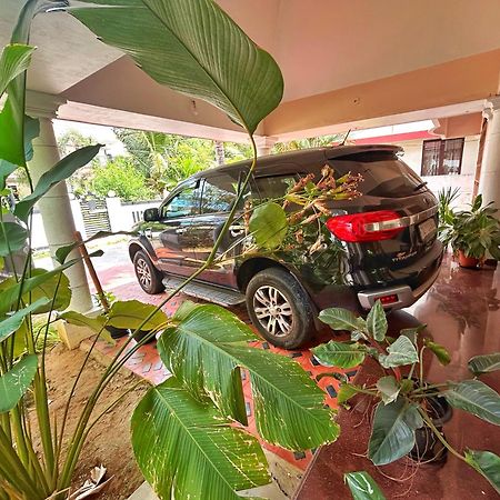 La Casa Trivandrum 4 Bhk Ac Luxury Villa At City Centre, Just 6 Kms To Airport Thiruvananthapuram Екстер'єр фото