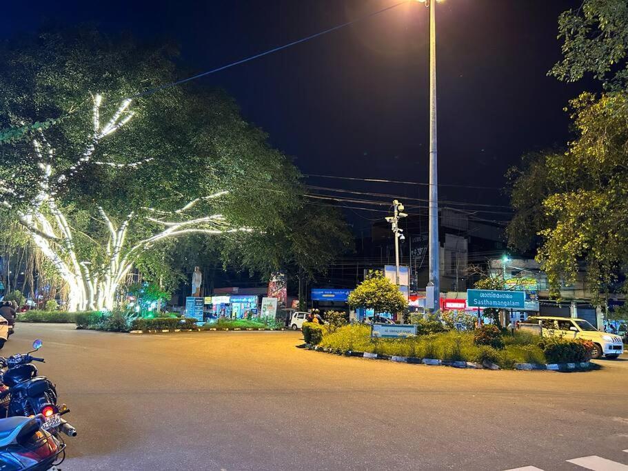 La Casa Trivandrum 4 Bhk Ac Luxury Villa At City Centre, Just 6 Kms To Airport Thiruvananthapuram Екстер'єр фото