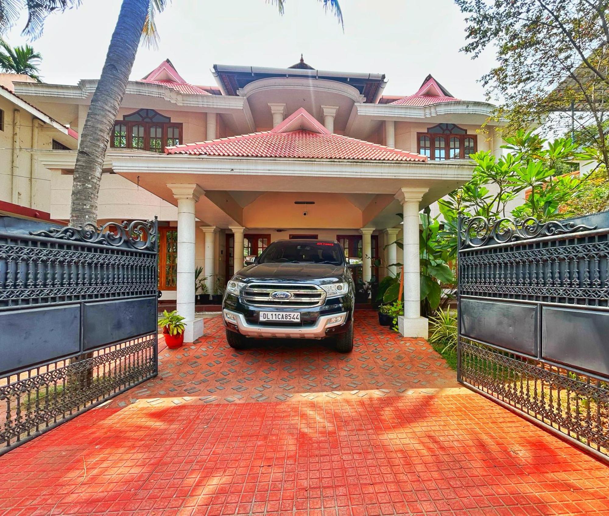 La Casa Trivandrum 4 Bhk Ac Luxury Villa At City Centre, Just 6 Kms To Airport Thiruvananthapuram Екстер'єр фото