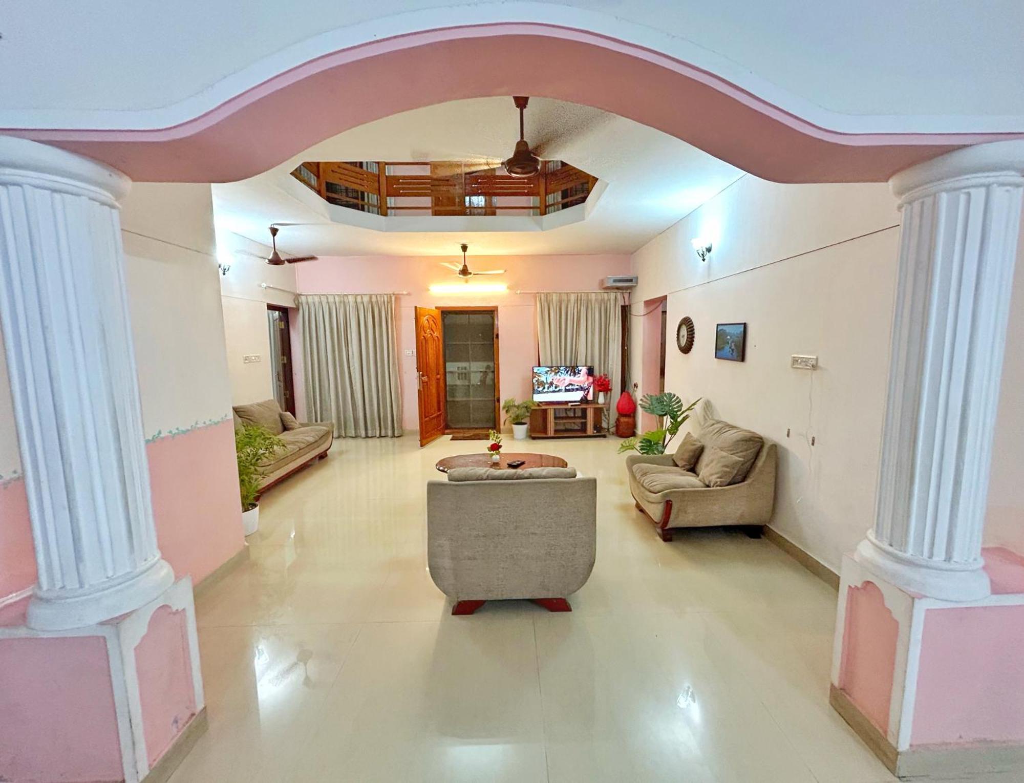 La Casa Trivandrum 4 Bhk Ac Luxury Villa At City Centre, Just 6 Kms To Airport Thiruvananthapuram Екстер'єр фото